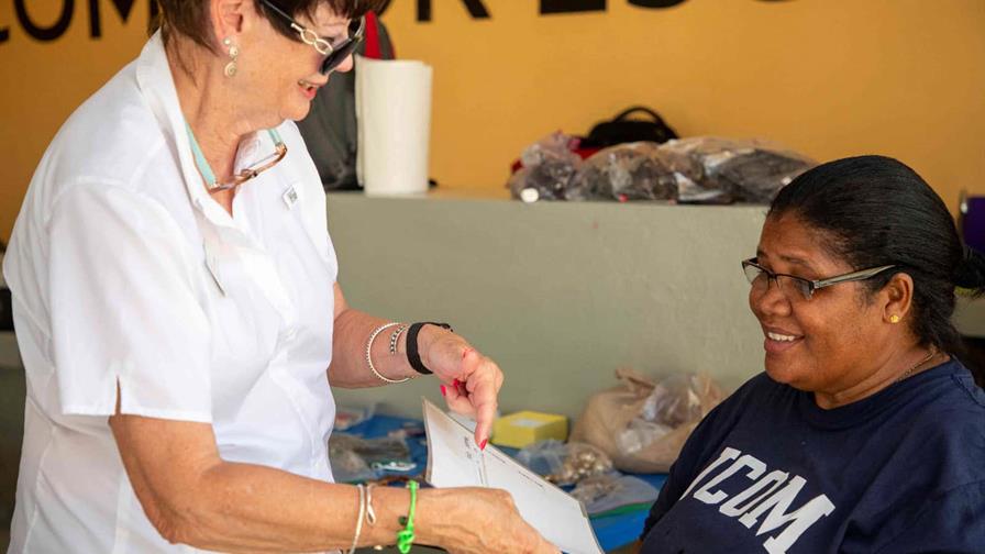 Las actividades contaron con la participación de personal médico procedente de Estados Unidos y de profesionales locales del Centro de Atención Pediátrica Oscar de la Renta y de la Unidad de Atención Primaria de Verón. (FUENTE EXTERNA)
