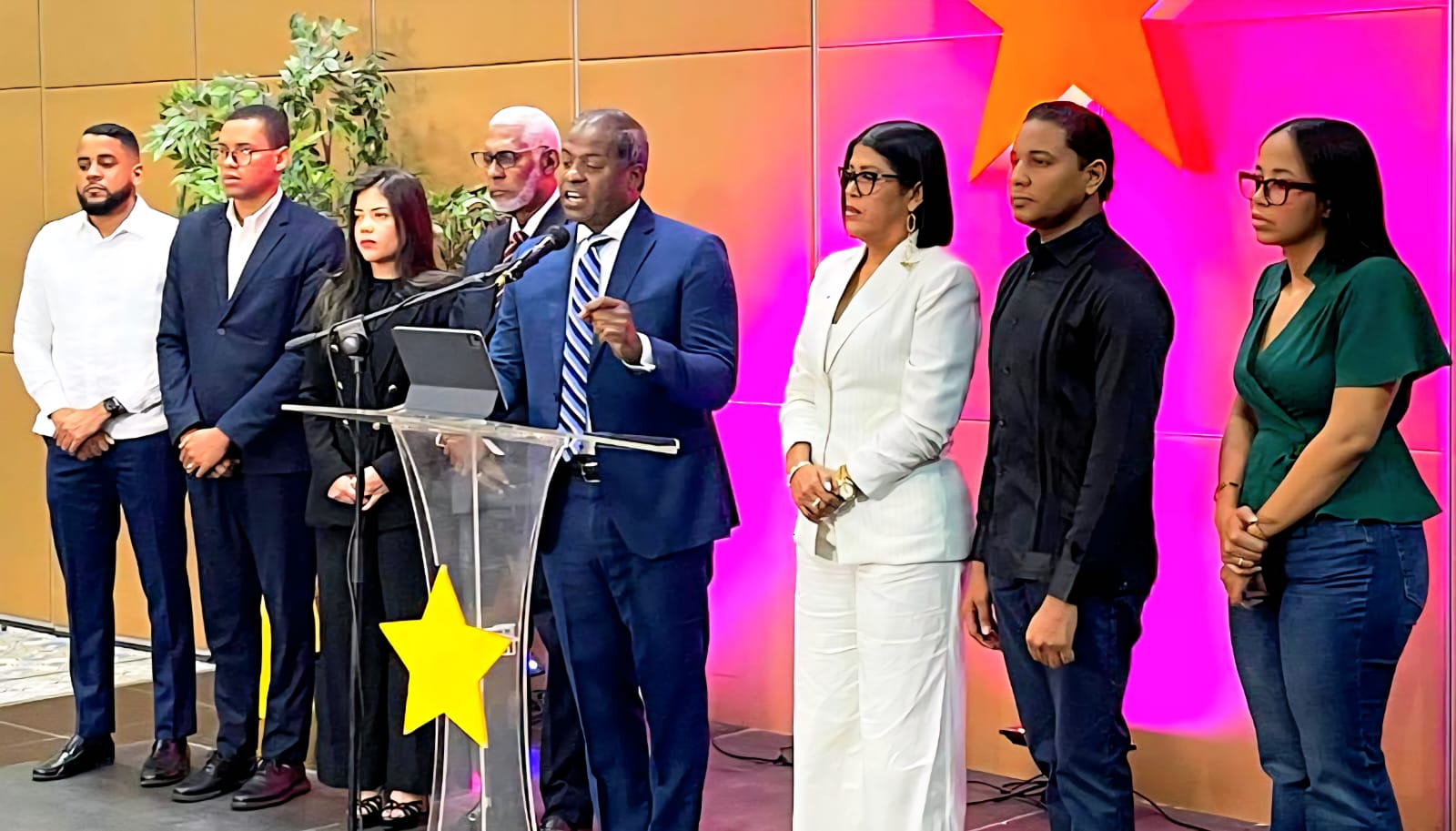 PLD exige transparencia e intervención urgente para garantizar atención digna en hospitales públicos