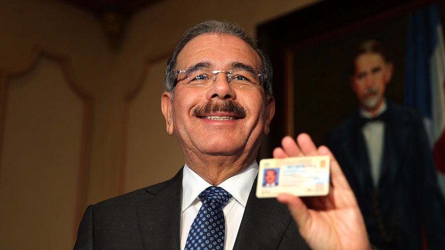 Danilo Medina renovará este miércoles su cédula de identidad y electoral