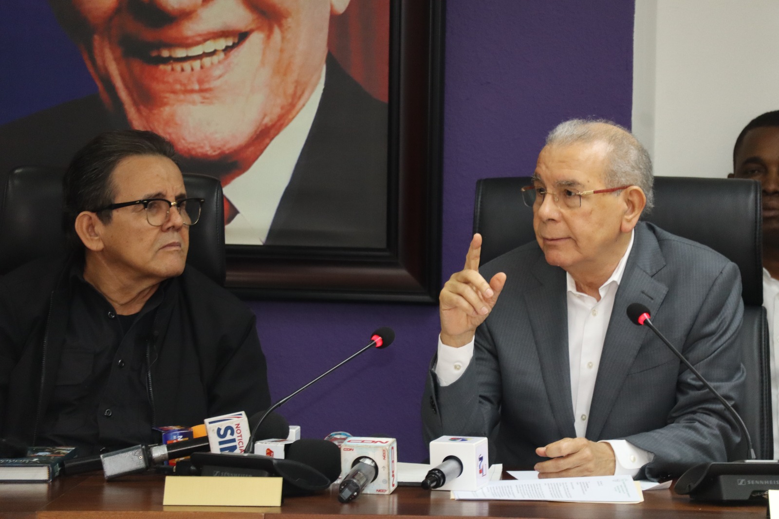 Danilo Medina respalda la lucha de la ANPA a favor de los profesionales agropecuarios