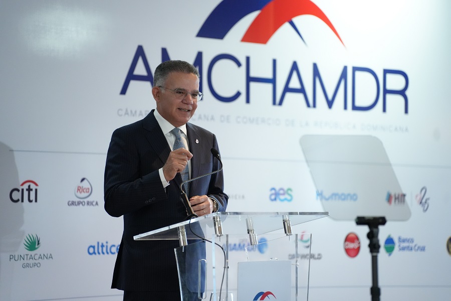Pedro Brache destaca la calidad y marca como motor de la competitividad durante encuentro de AMCHAMDR
