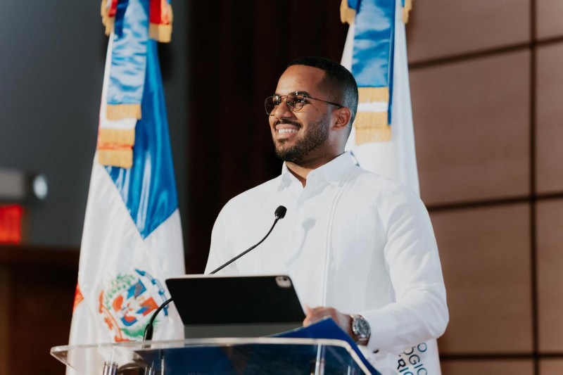 Rafael Féliz se desliga de ataques en redes y llama a investigar su origen por vías institucionales