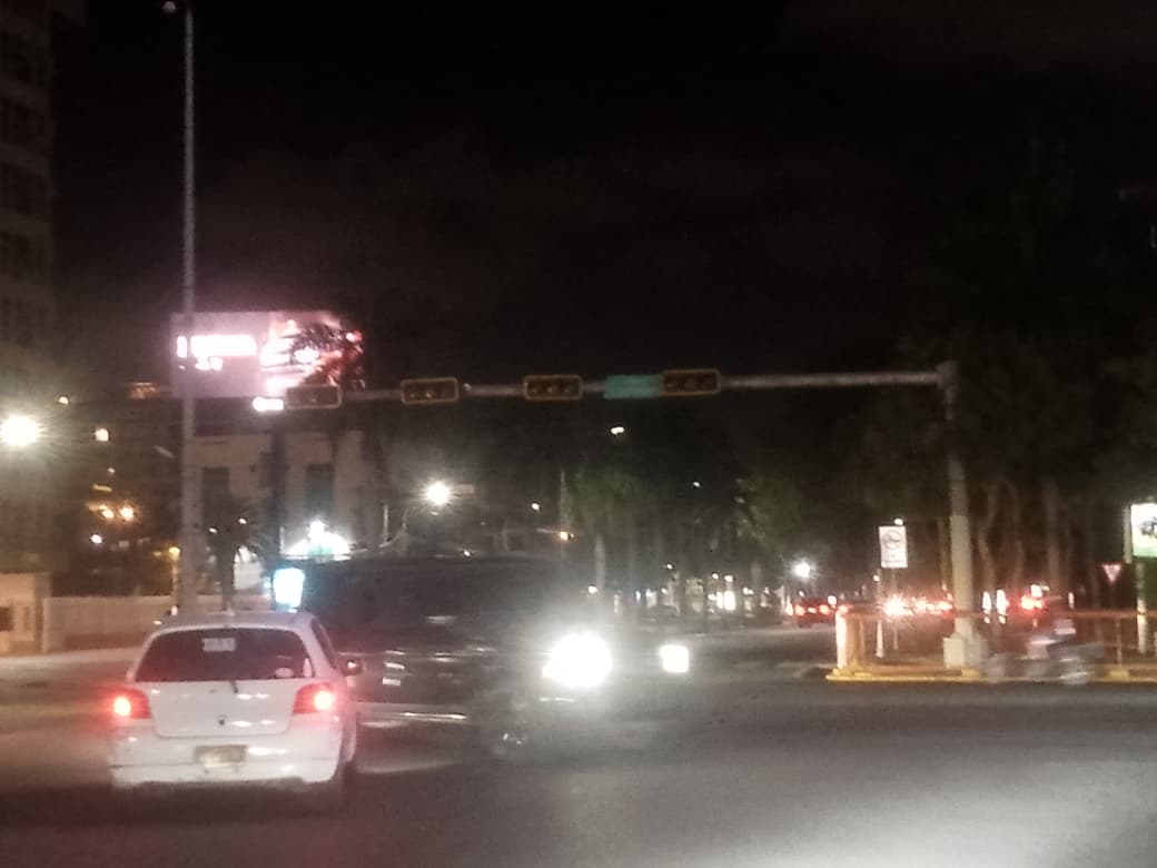 Alerta Vial: Fallo en semáforos de la Lincoln con 27 de febrero provoca caos vehicular