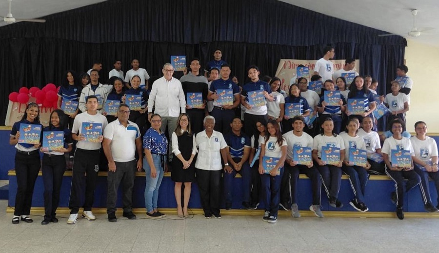 Sentinel Seguros dona juego multilatino para impulsar educación financiera