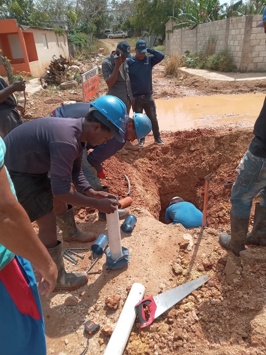 CAASD optimiza redes de distribución en sectores de Santo Domingo Este