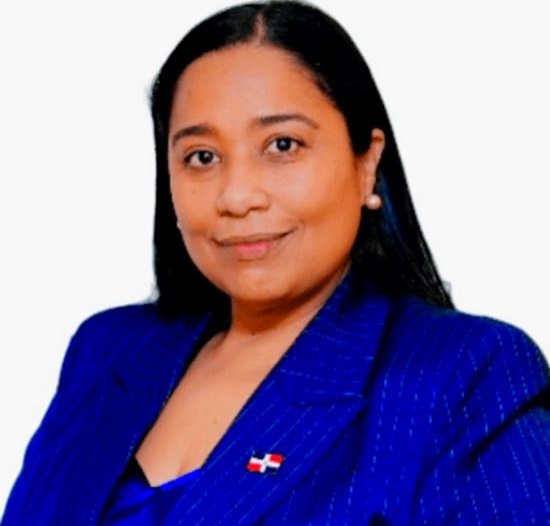 El rol de la mujer empresaria en la RD: liderazgo, exportaciones y sectores estratégicos