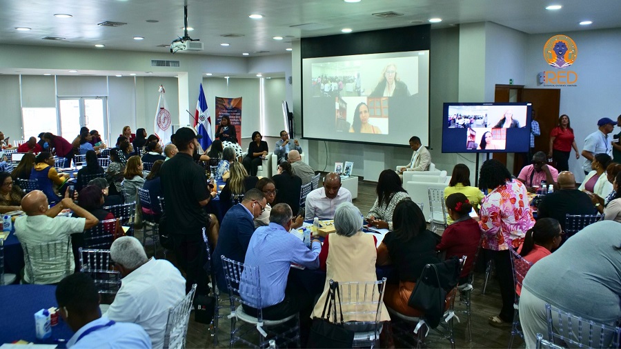 Congreso promueve liderazgo femenino y tecnología inclusiva