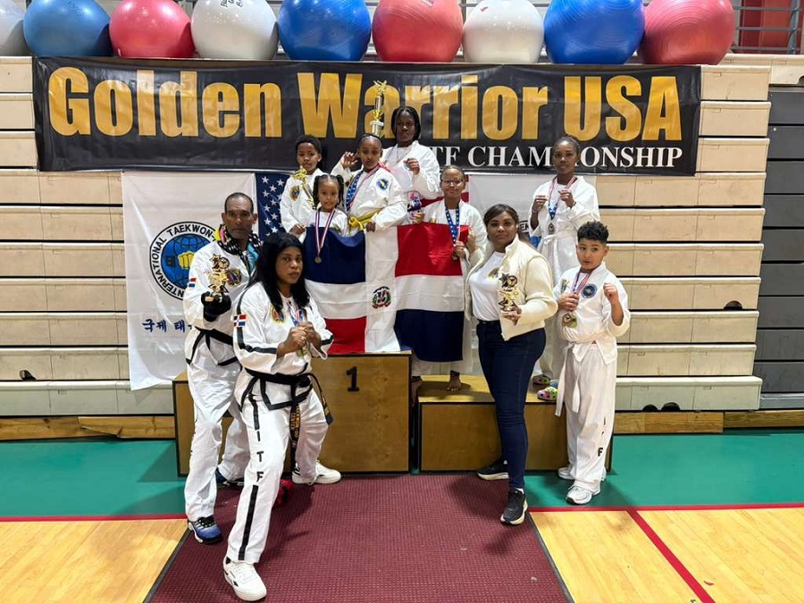 Escuela Ramona Rosario conquista 47 medallas en torneos de EE. UU.