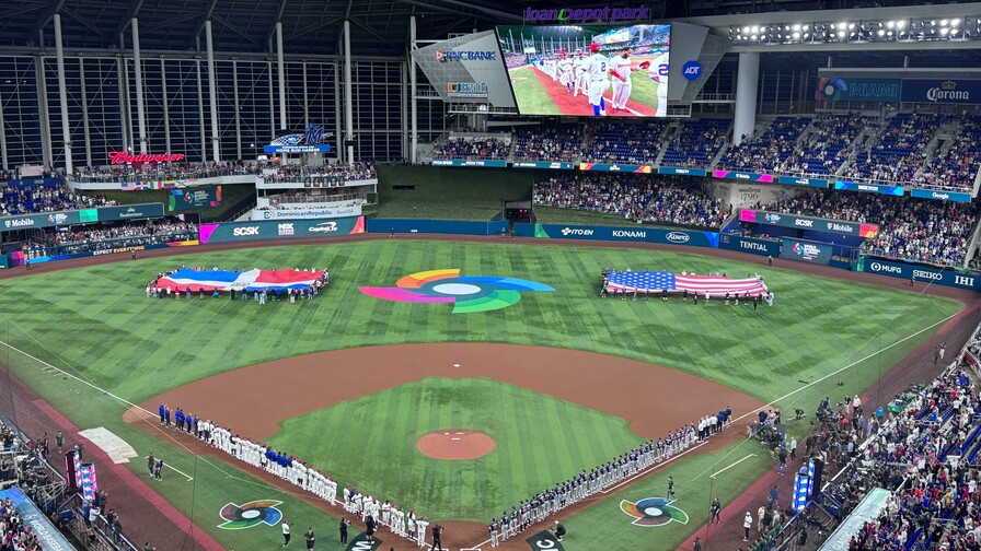Estados Unidos elimina a Dominicana y avanza a la final del Clásico Mundial