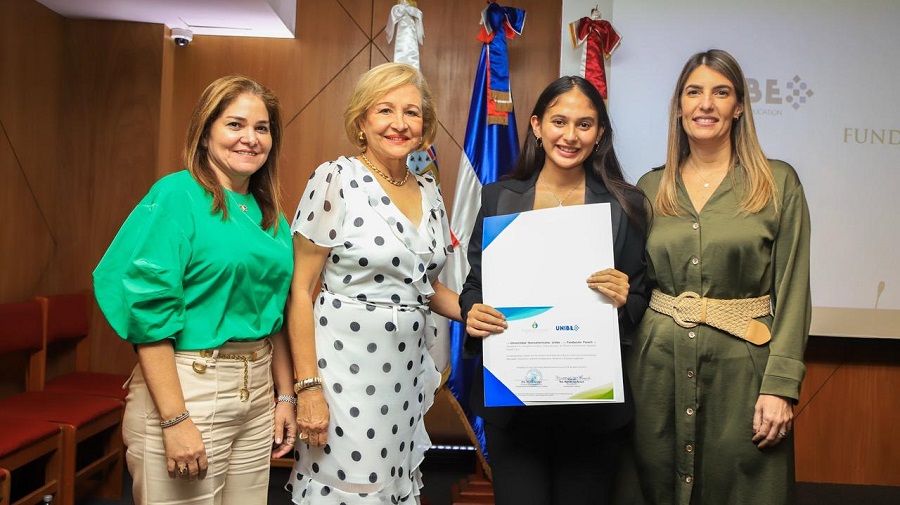 Fundación Farach y Colegio Loyola lanzan V Premio de Oratoria Alejandro Farach
