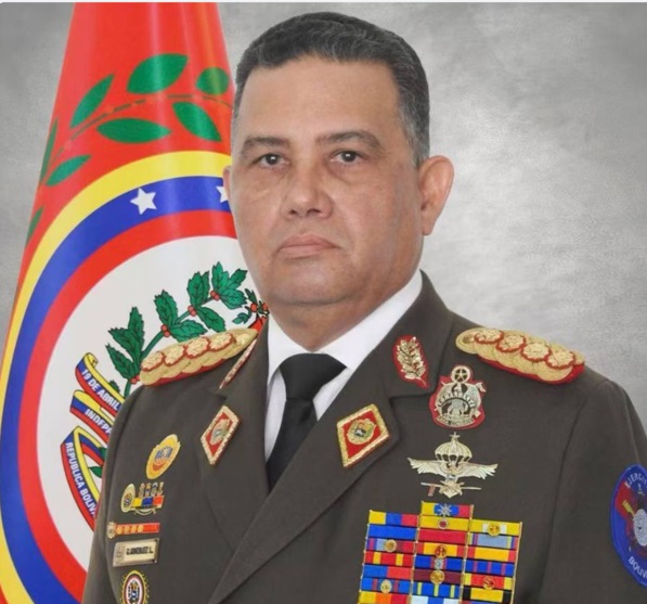 Venezuela tiene nuevo ministro de Defensa tras más de una década de Padrino López en el cargo