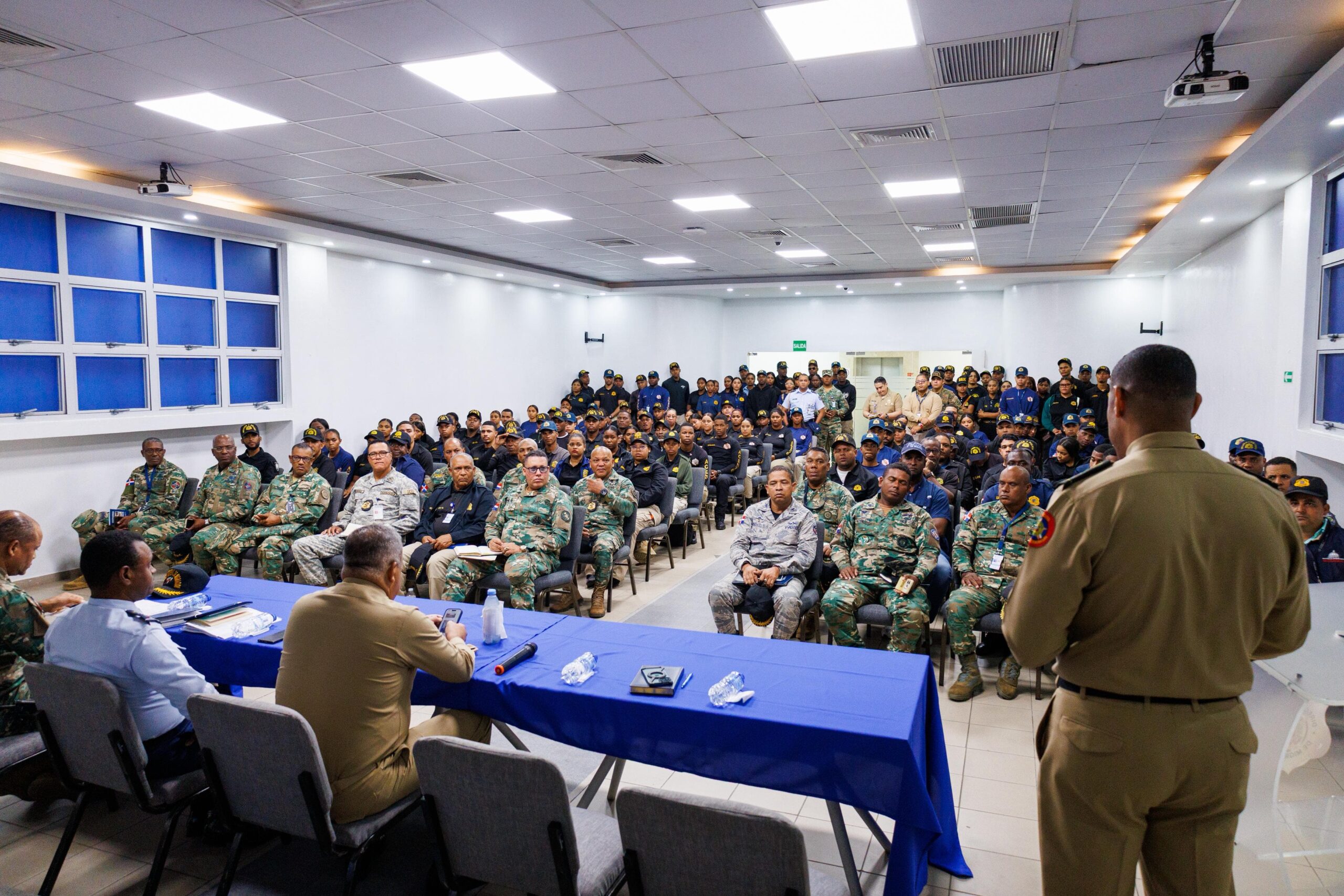 Director de Migración exhorta a agentes de interdicción a actuar apegados a la ley durante operativos