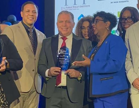 Asambleísta reintroduce resolución para proclamar el “Día del Bodeguero” en NY