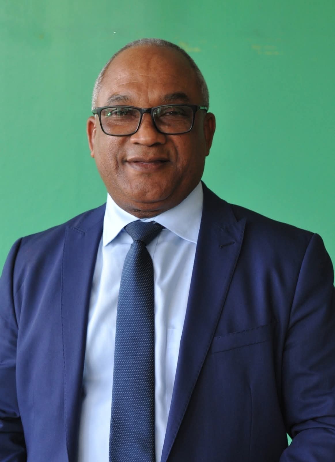 Olivo De León denuncia acoso de Medio Ambiente SFM