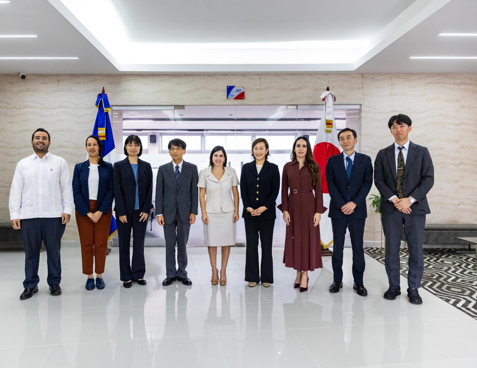 ProDominicana y JETRO firman acuerdo para fortalecer el comercio entre Japón y RD