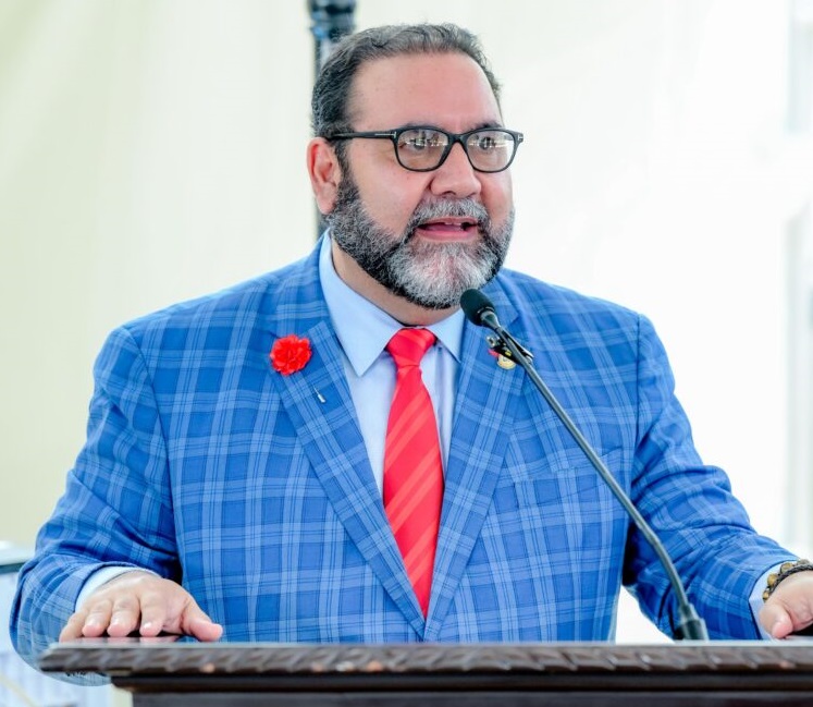 Senador Rogelio Genao presenta plan estratégico de contingencia ante crisis global