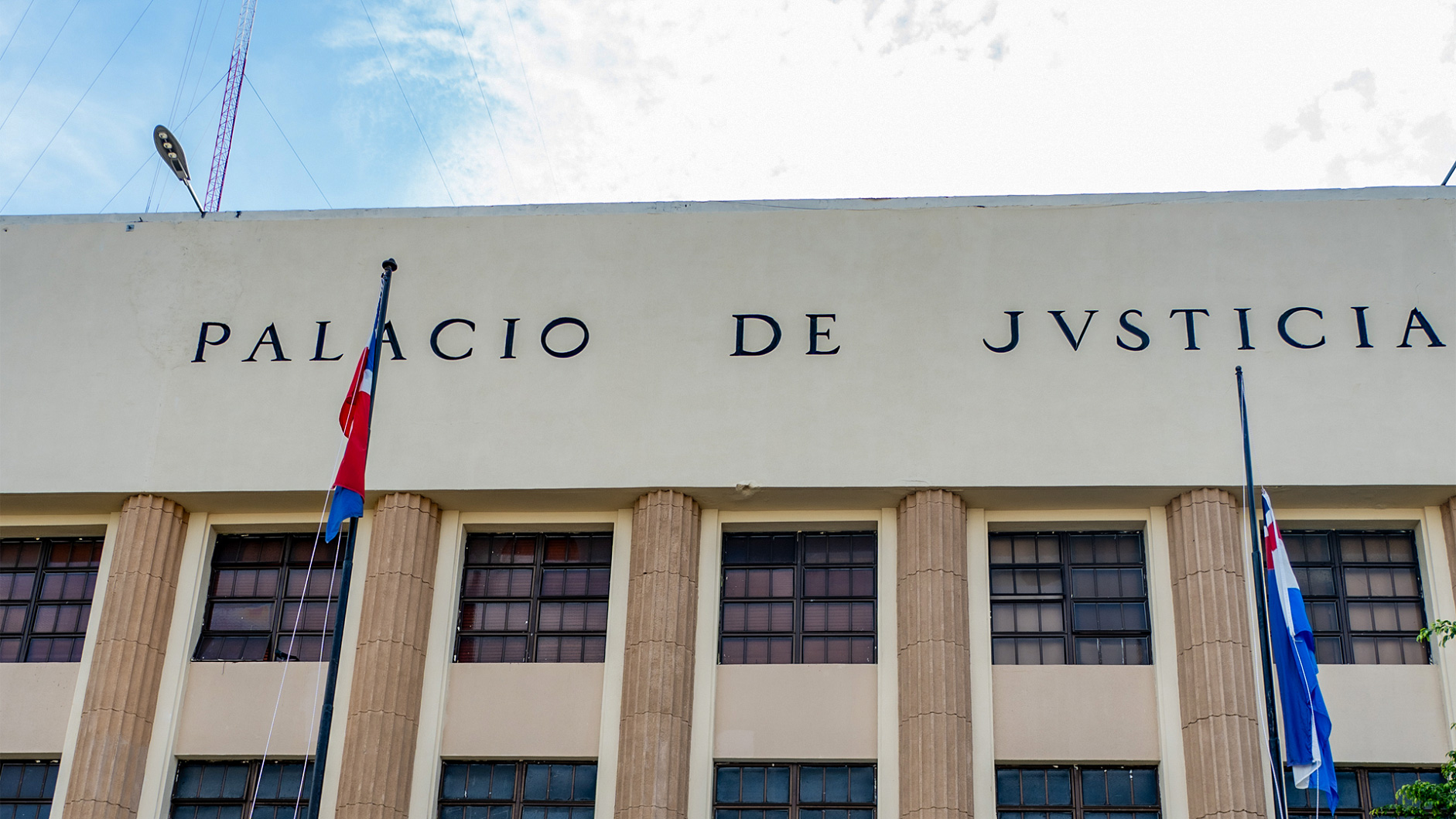 Condenan a 30 años de prisión a dos hombres por la muerte de un vigilante en Los Ríos