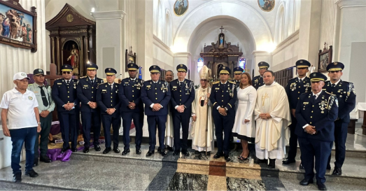 PN en Santiago conmemora su 90 aniversario de fundación