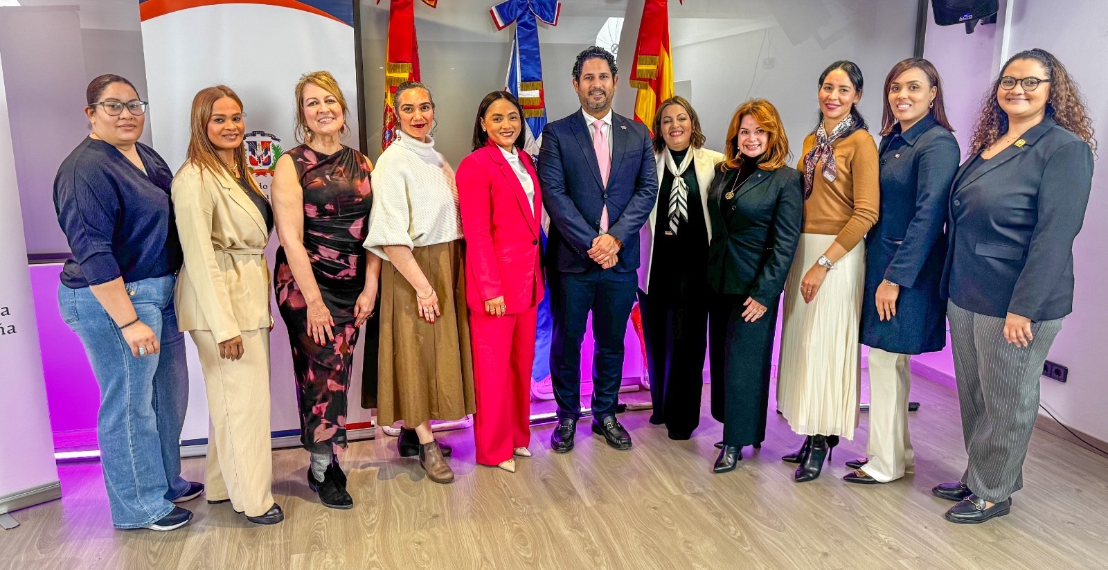 Mujeres dominicanas en Barcelona definen su hoja de ruta hacia un liderazgo con impacto real