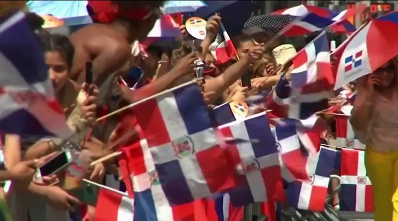 Waters y líderes respaldan reelección de Ritchie Torres en El Bronx