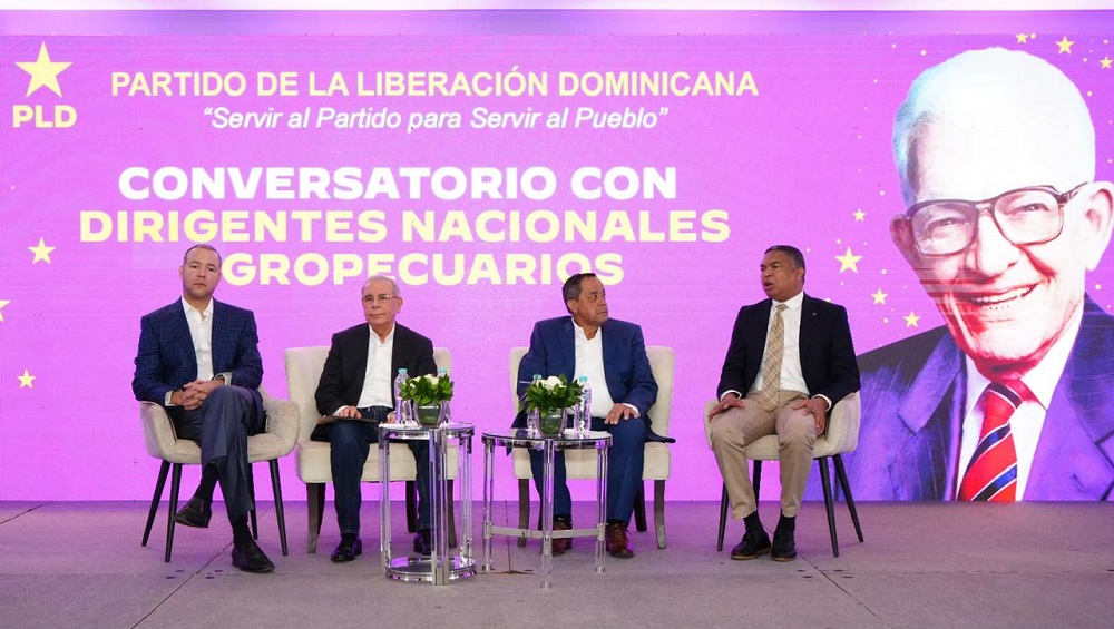 Danilo Medina: “El PLD estará siempre al lado de las mujeres y hombres del campo”