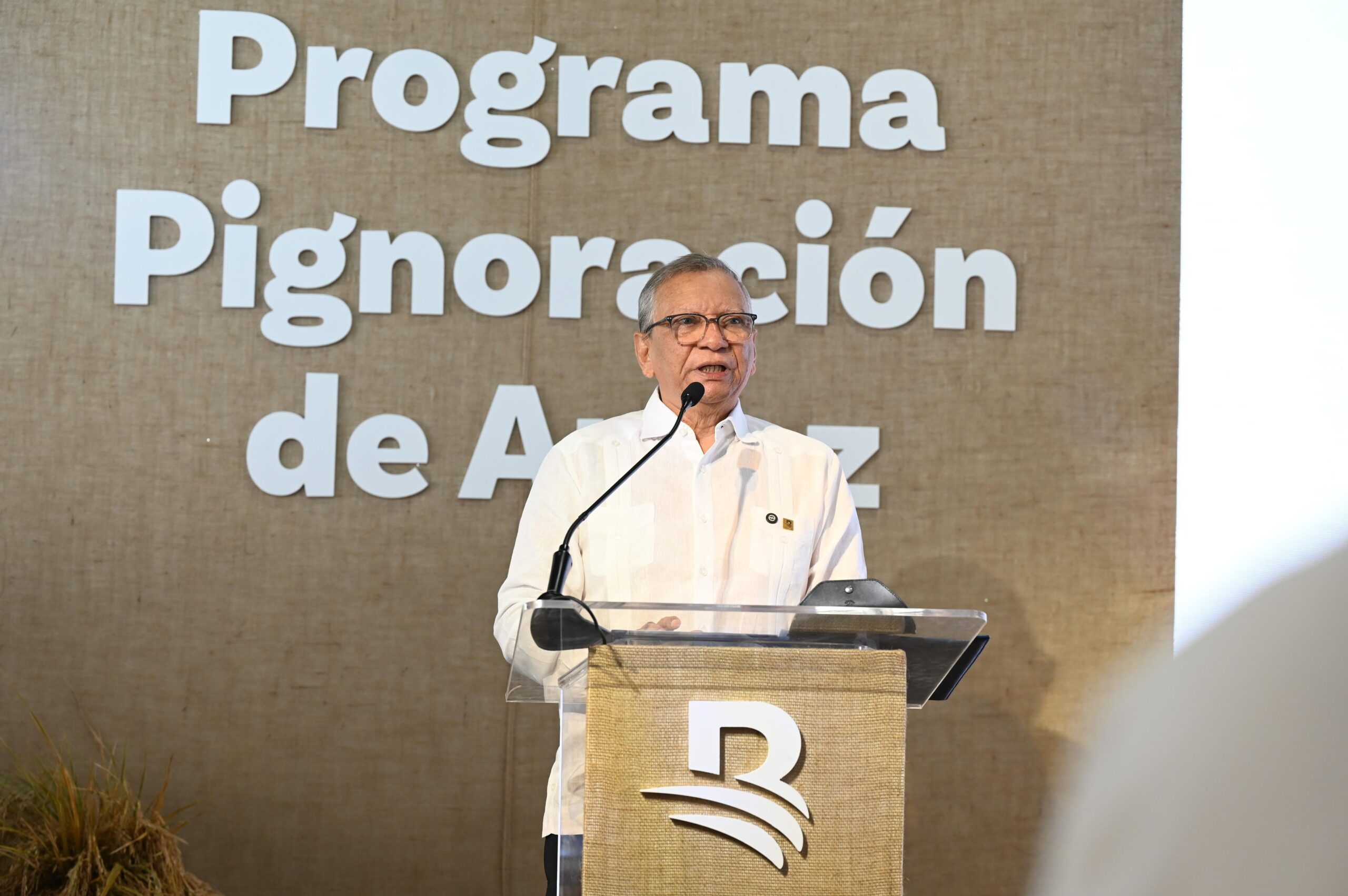 Banreservas destina RD$12,000 millones para financiar producción de arroz 2026-2027