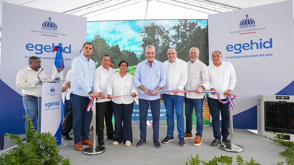 Abinader inaugura carretera Mata Bonita–Los Memisos de 13.8 kilómetros en Las Gordas- Nagua