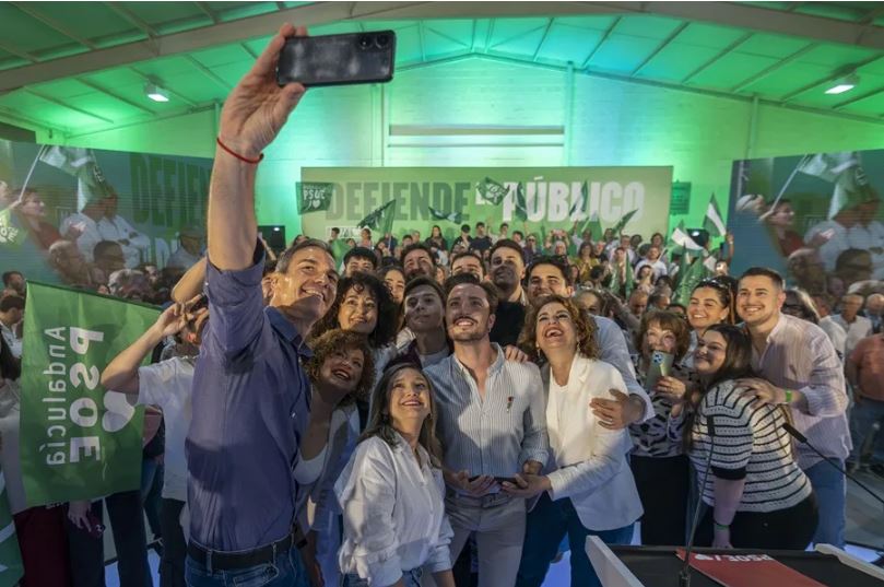 Sánchez: el partido que se financió en B, quiere que los trabajadores cobren en B