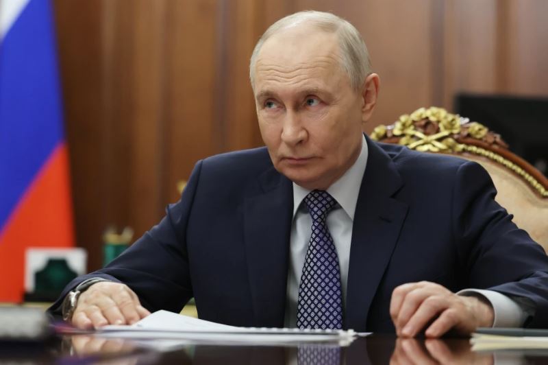 Putin declara un alto el fuego en Ucrania por Pascua ortodoxa