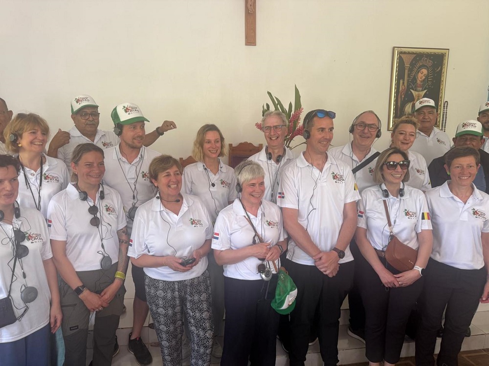 Sindicalistas belgas defienden trabajo digno en cacao dominicano