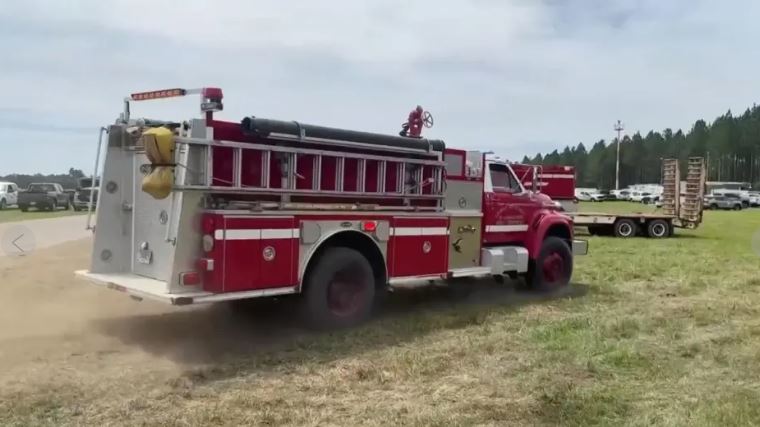 Los incendios forestales en Georgia y Florida destruyen más de 50 viviendas y obligan a realizar evacuaciones