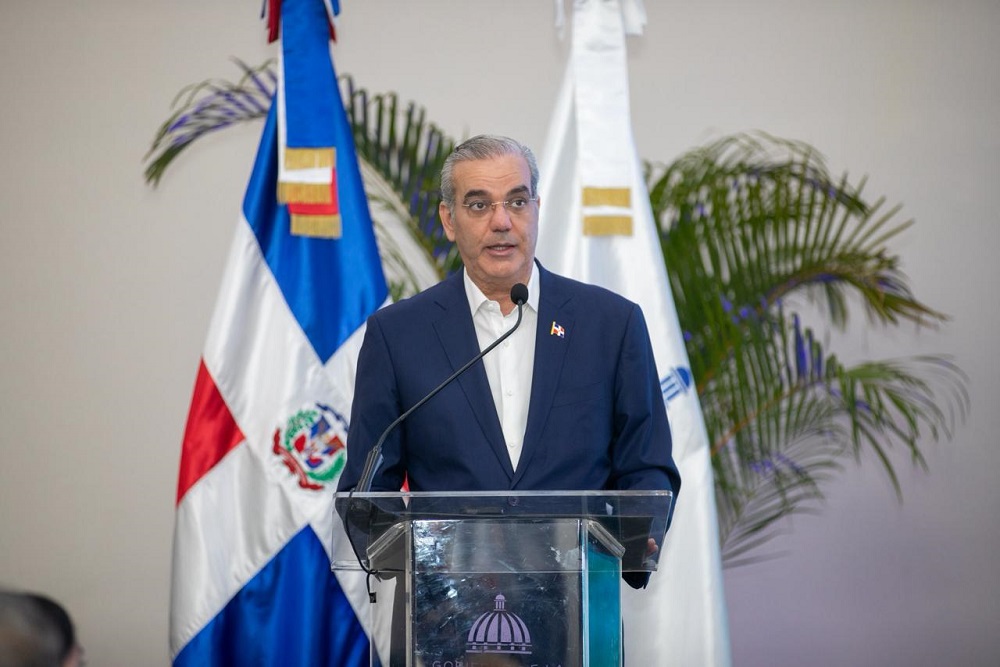 Abinader llama consensuar acciones para continuar fortalecimiento y modernización de la agropecuaria