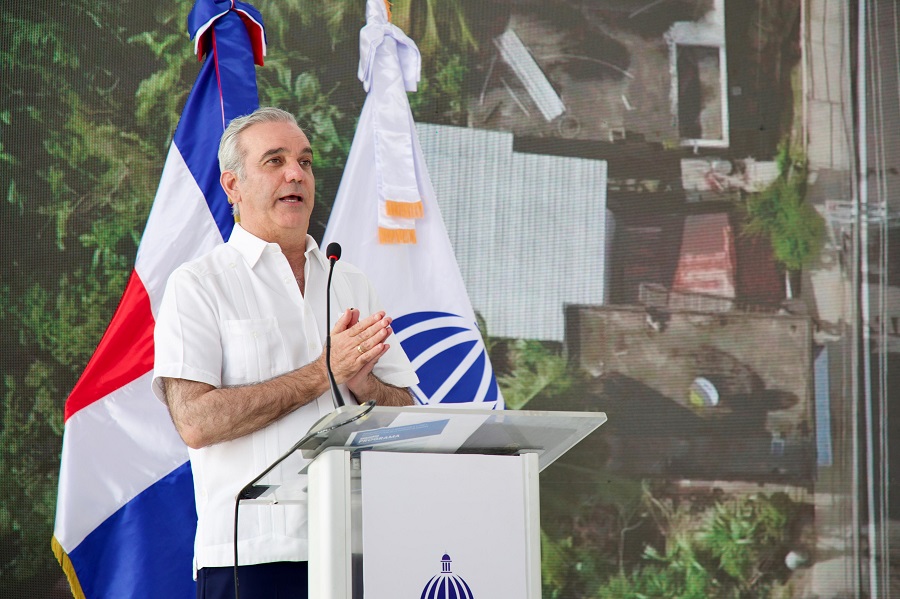 Abinader inaugura ampliación a cuatro vías de la entrada a Samaná y fortalece el turismo de la zona