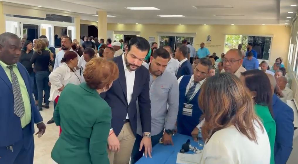 Observadores elogian organización en elecciones de maestros de la FP