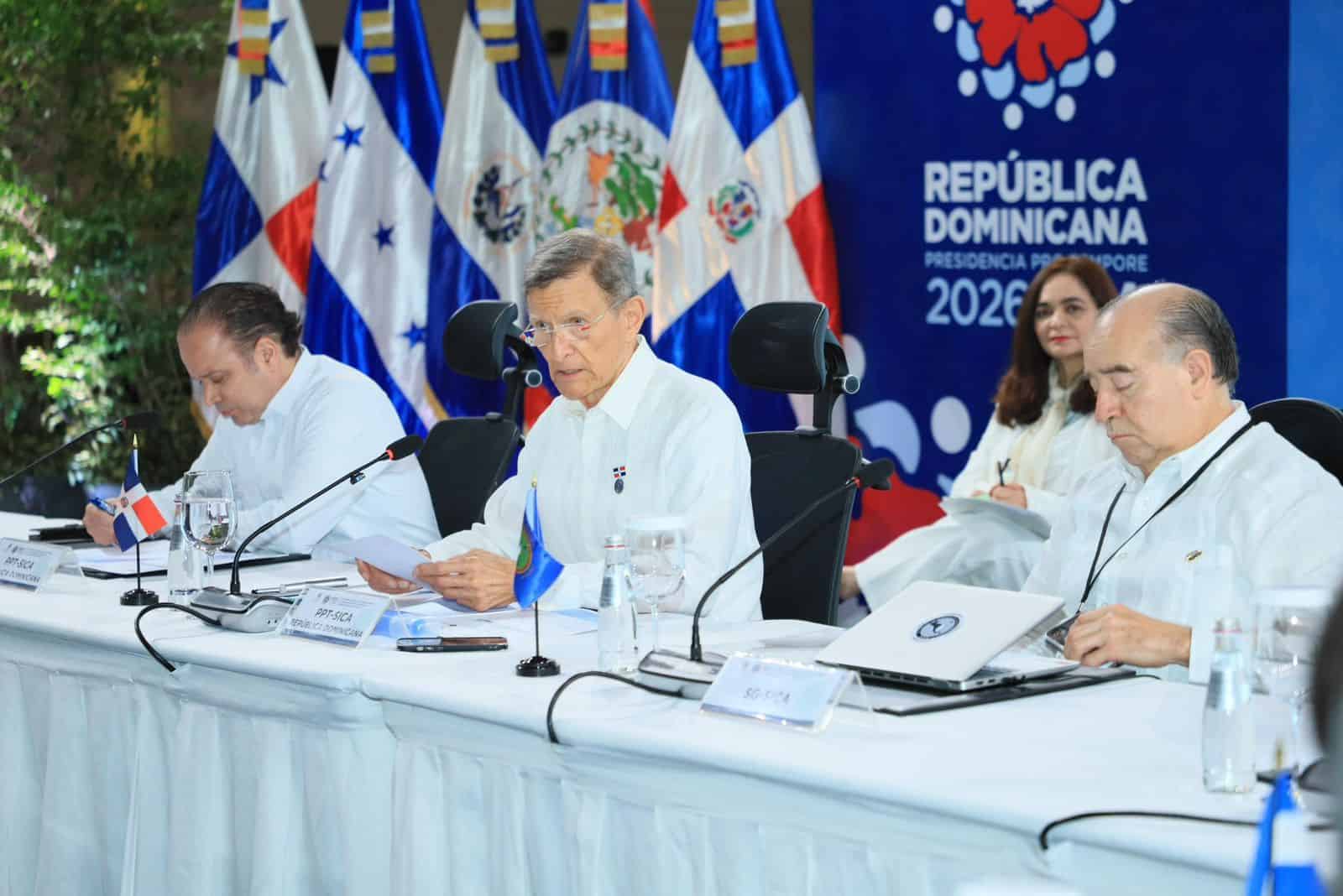 Los países miembros del SICA buscan agilizar sus decisiones y elegir su nuevo secretario general