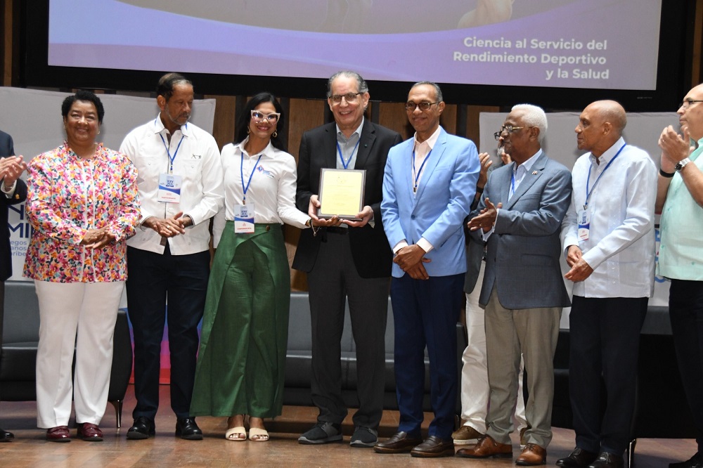 Santo Domingo 2026 inicia su ruta oficial con exitoso Congreso Medicina del Deporte