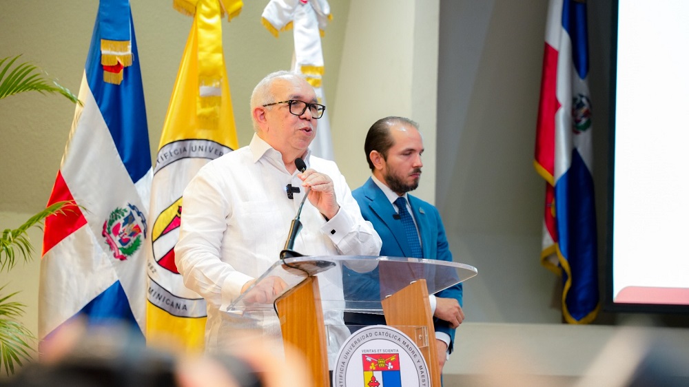 Fernando y Claudio anuncian inversión de RD$30 millones para energía solar en la agropecuaria