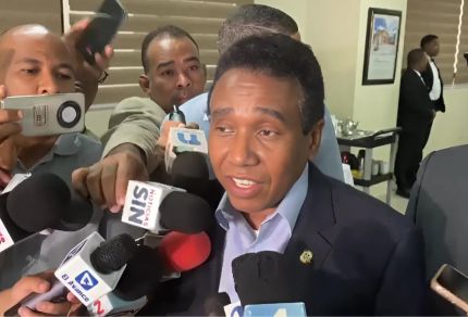 Félix Bautista rechaza explotación minera en San Juan