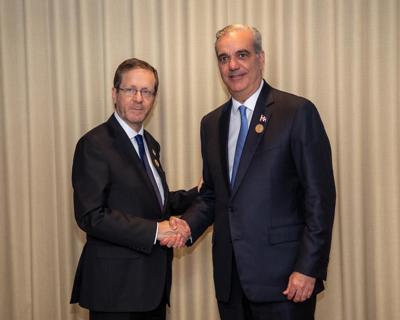Abinader se reúne con el presidente de Israel, Isaac Herzog y el subsecretario de Estado de EEUU, Christopher Landau