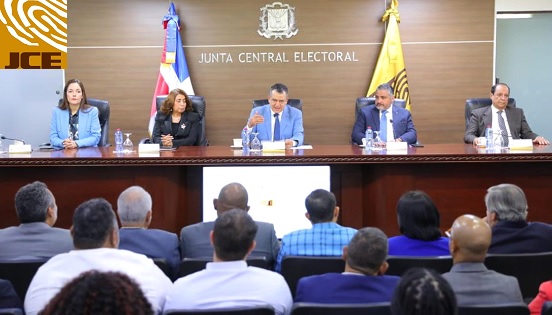 Llaman a no seguir satanizando la medida de la JCE sobre encuestas