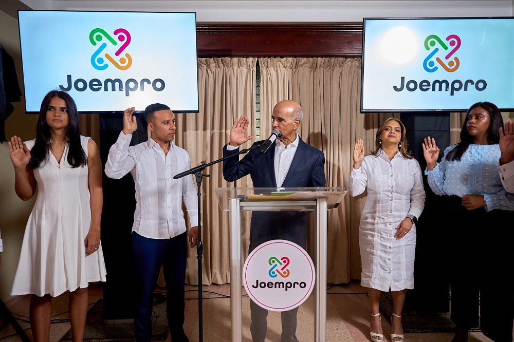 JOEMPRO juramenta nueva directiva y reafirma compromiso con el relevo del comercio en provisiones