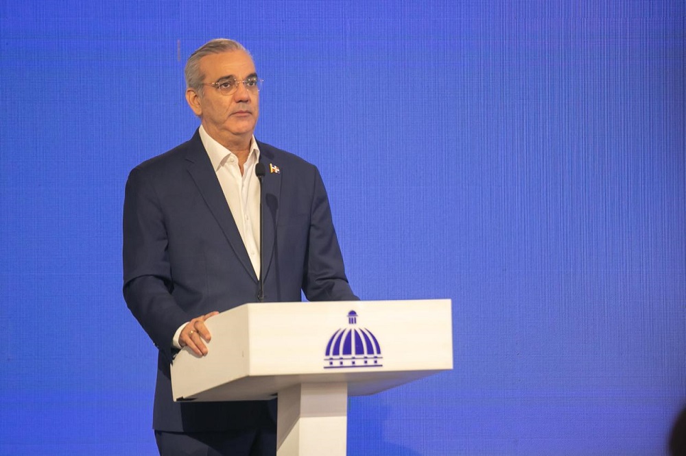Gobierno presenta nuevo sistema de Permiso de Salida de Menor 100% digital; servicio estará gratuito hasta el 28 de junio