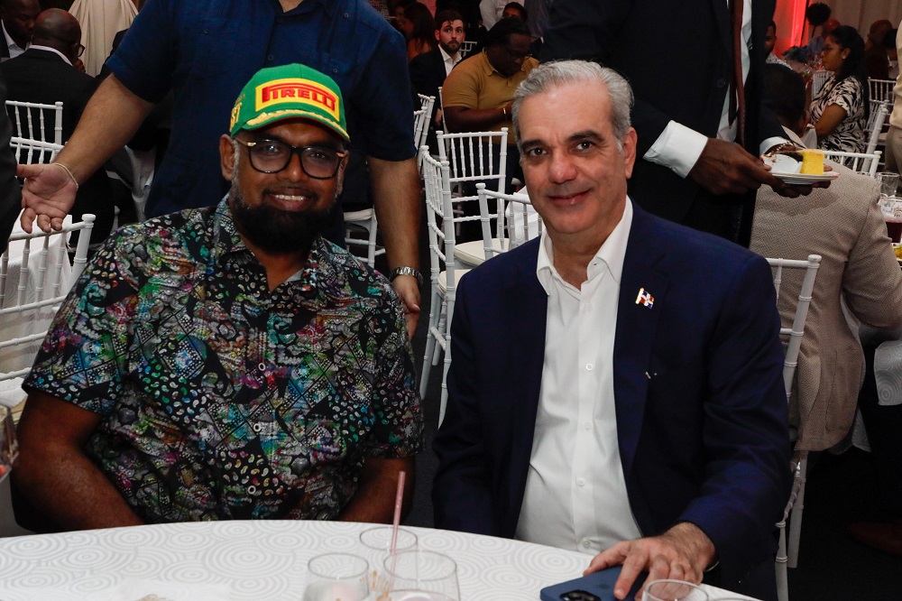Presidente Abinader llega a Guyana en cuarta visita oficial