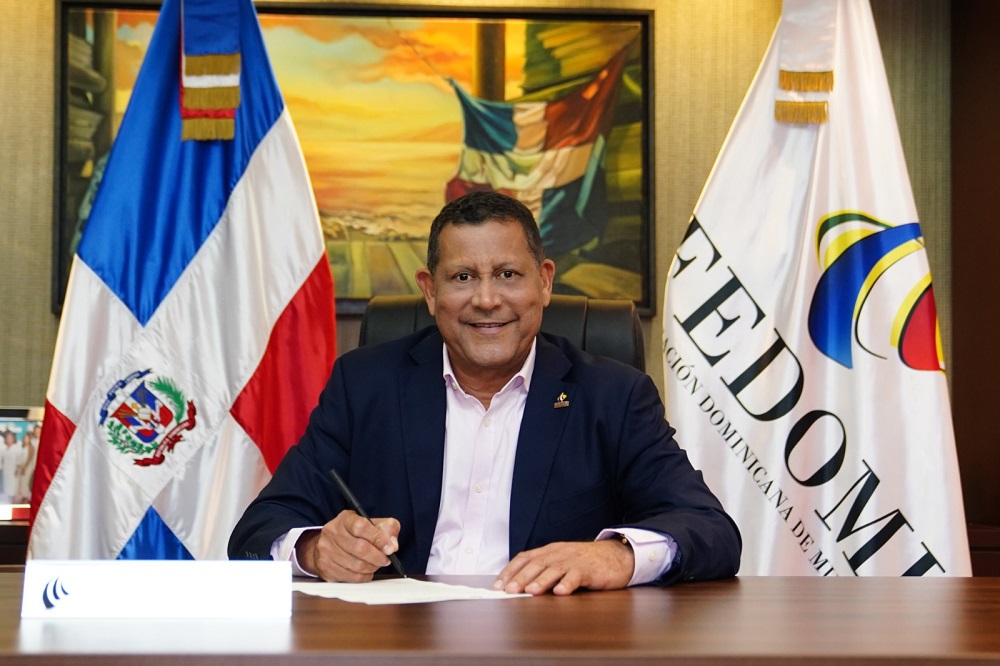 Fedomu rechaza intento de destitución contra alcalde de las Charcas, en Azua