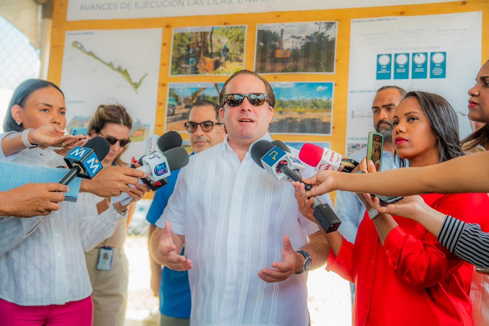 Gobierno presenta el proyecto recuperación del Margen Oriental del Río Ozama