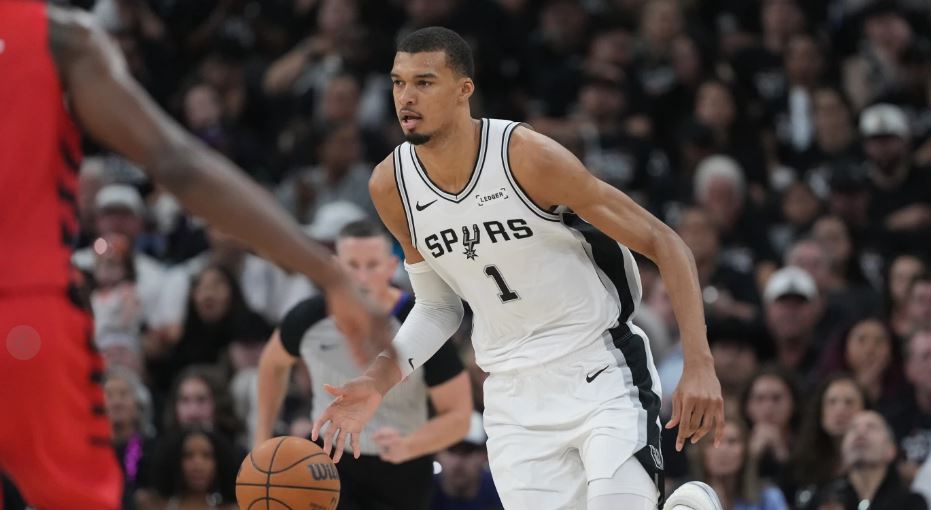 Un duelo francés enciende el Oeste: Wembanyama y Gobert abren serie el lunes