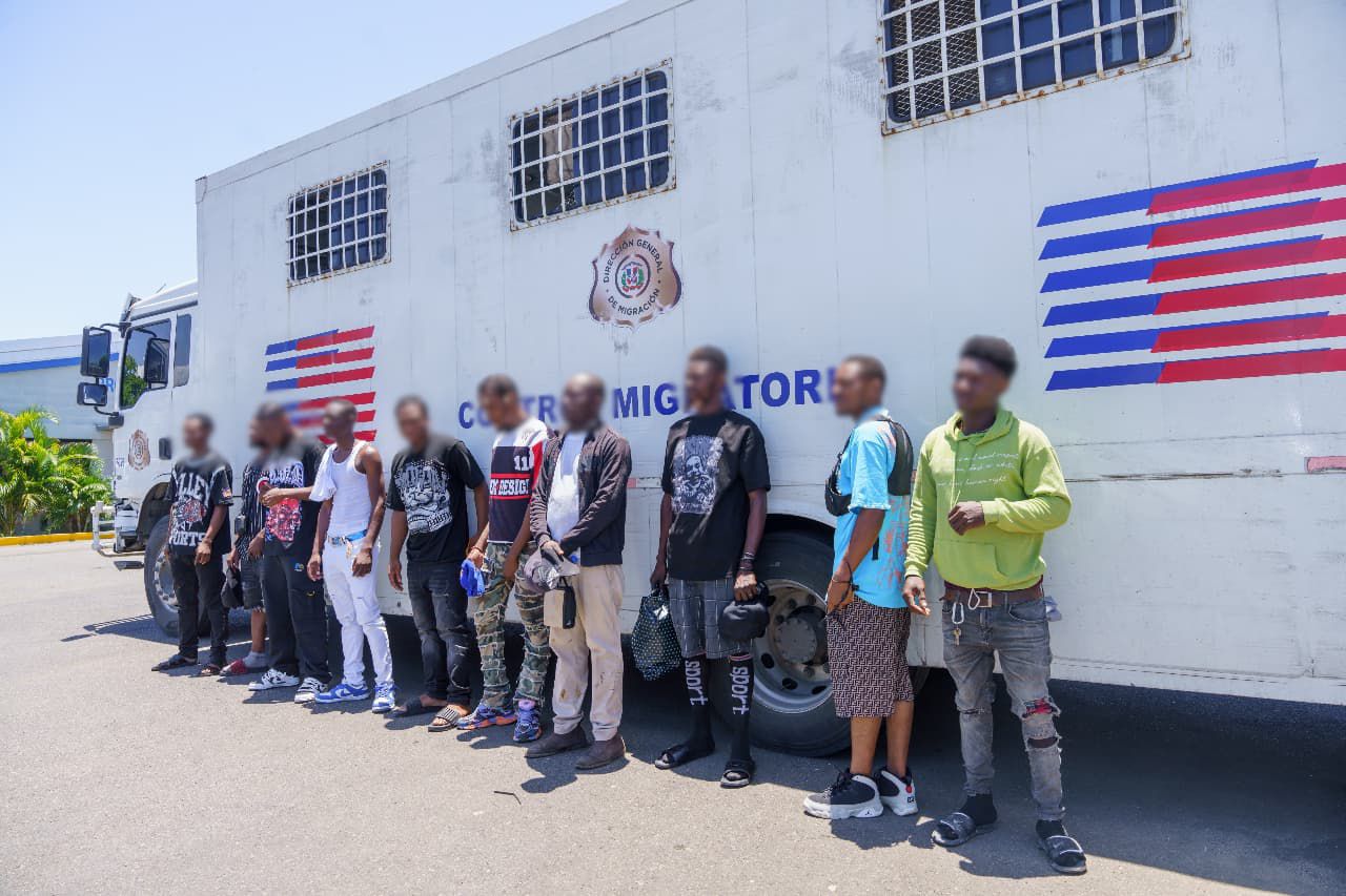República Dominicana: DGM deporta a más de mil extranjeros