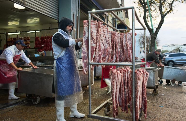 El consumo de carne vacuna en Argentina cae a su nivel más bajo en 20 años