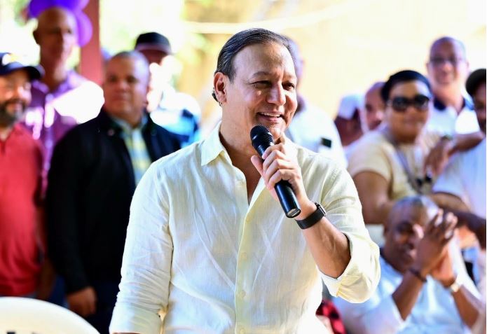 Abel Martínez pide revisar prioridades al Gobierno