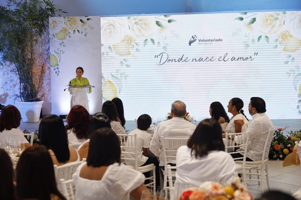 Voluntariado Banreservas celebra el Día de las Madres con el evento “Donde nace el amor”